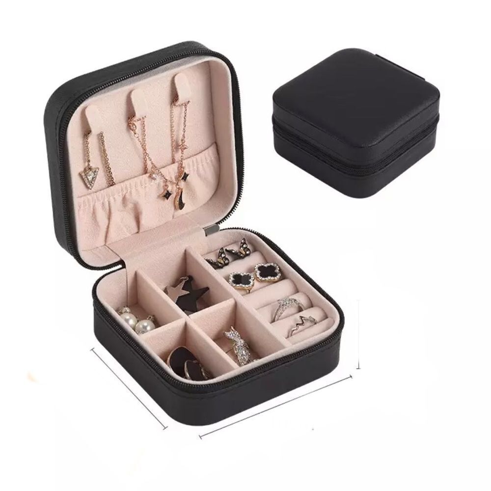 TRAVEL JEWELRY BOX IN BLACK